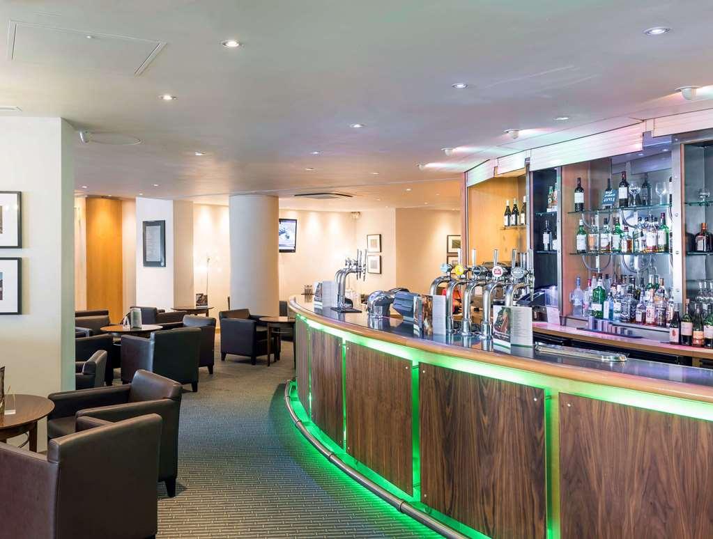 Best Western London Heathrow Ariel Hotel ヘイズ レストラン 写真